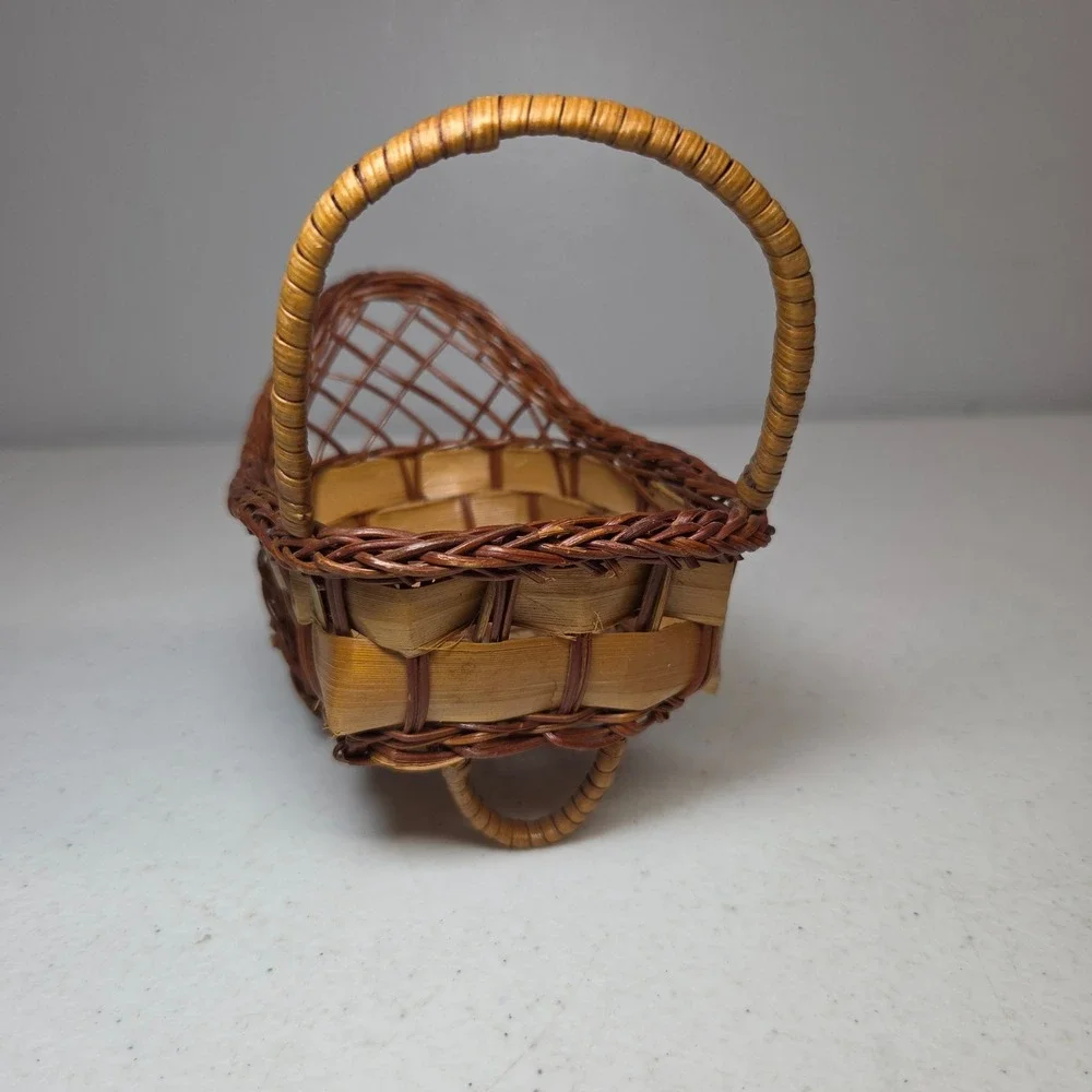 Vintage‎ Miniature Wicker Basket Wagon Small Decorative Cart Brown Wood